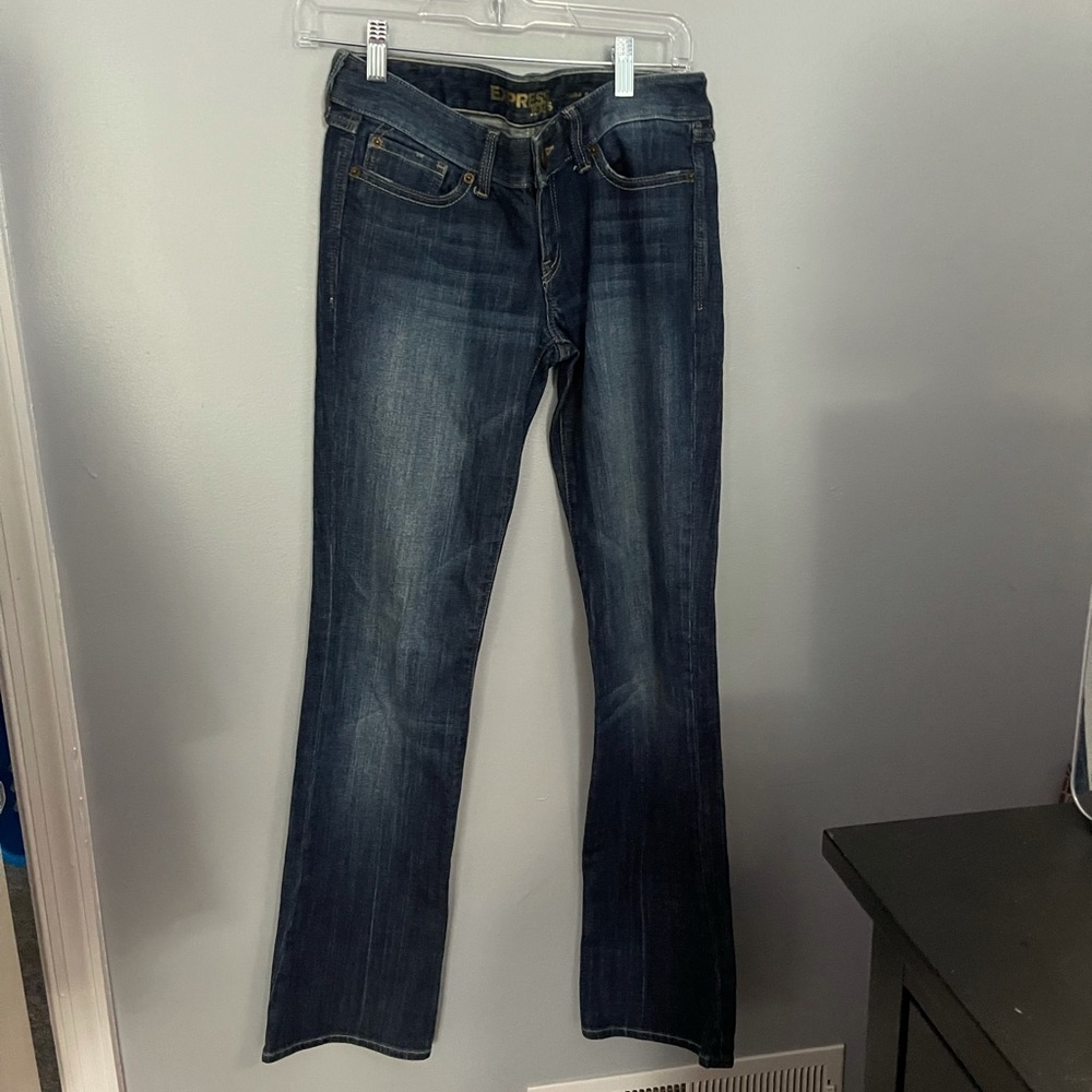 Express jeans Zelda barely boot 4